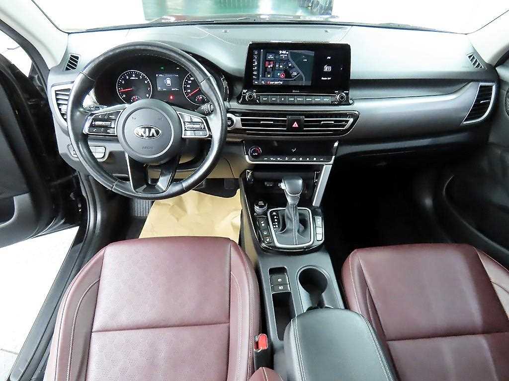 KIA Seltos - Vista 7