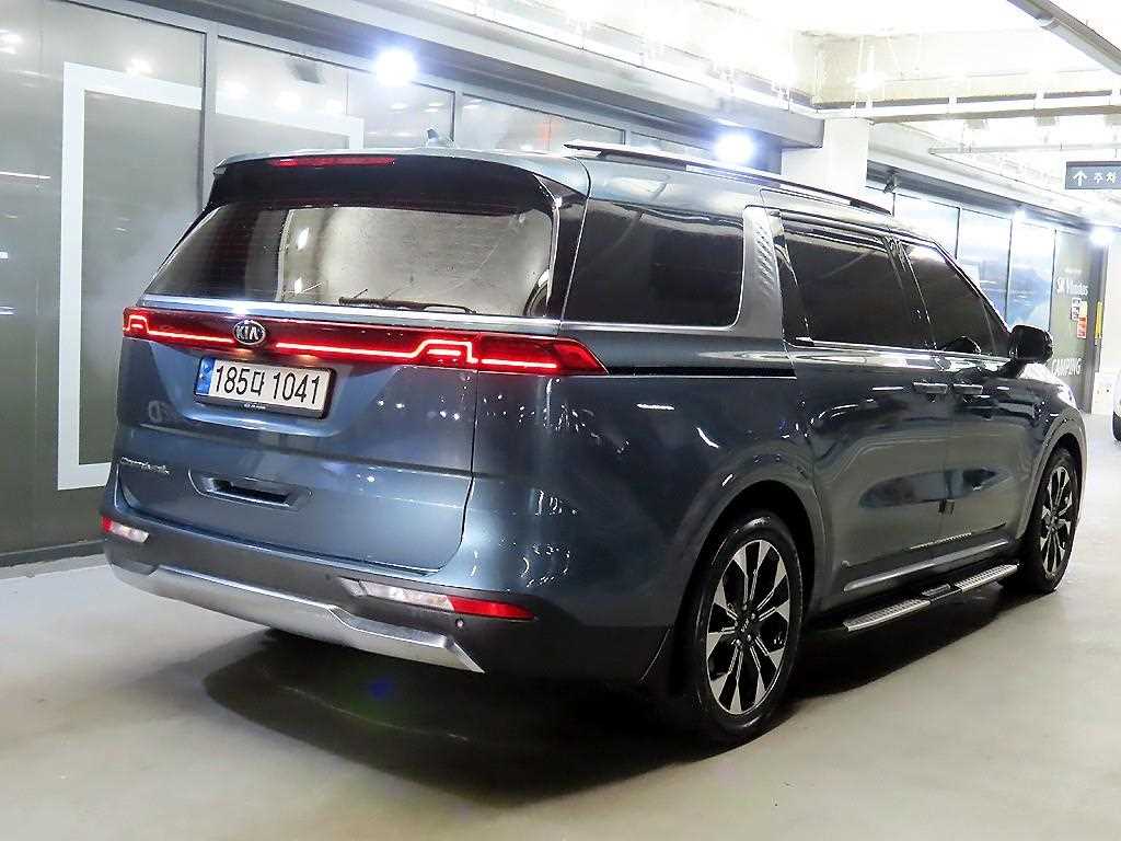 KIA Carnival - Vista 4