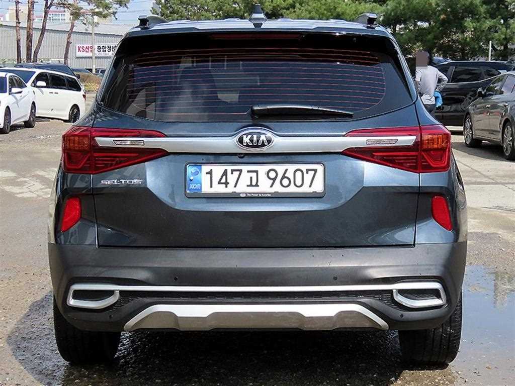 KIA Seltos - Vista 4