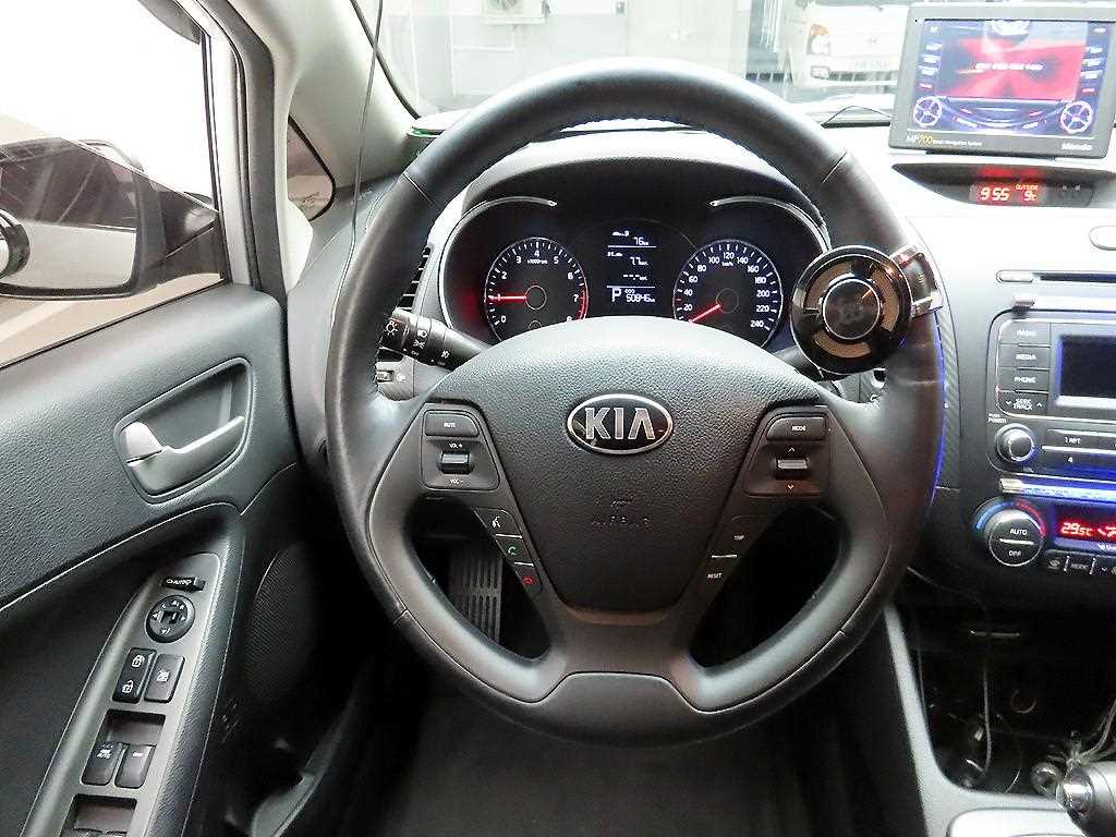 KIA K3 - Vista 7