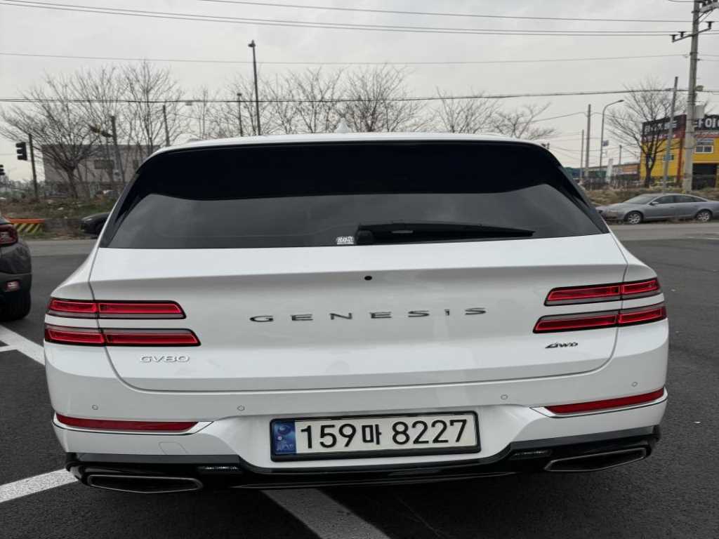 Genesis GV80 - Vista 4