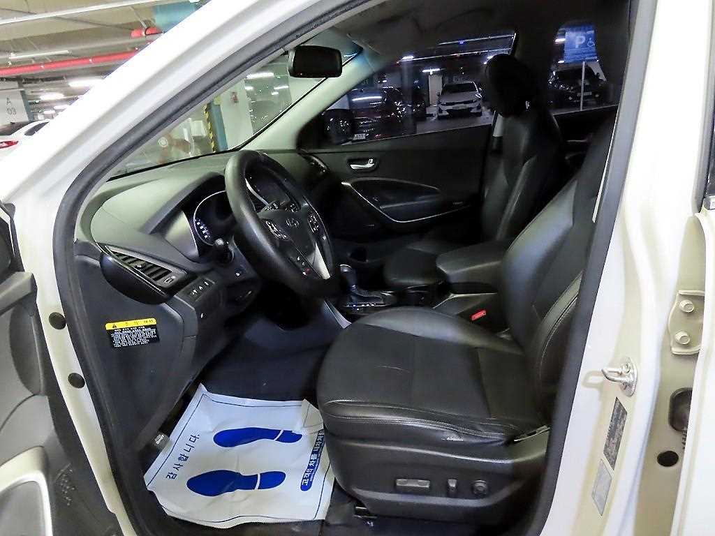 HYUNDAI Santa Fe - Vista 6