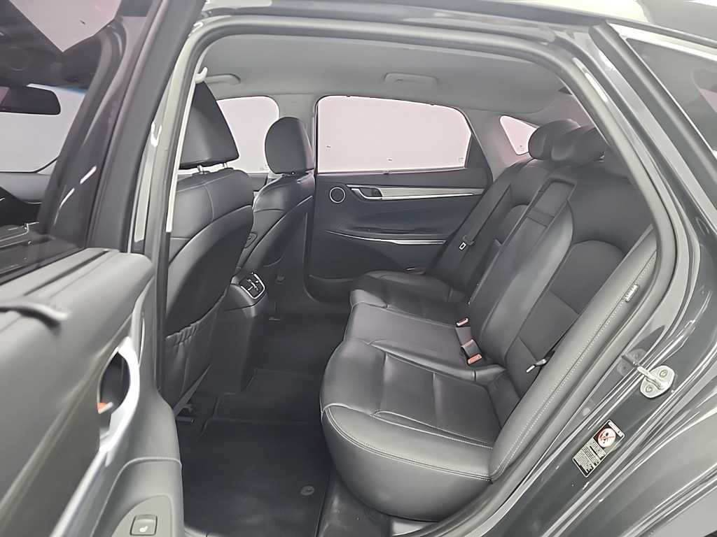 HYUNDAI Grandeur - Vista 12