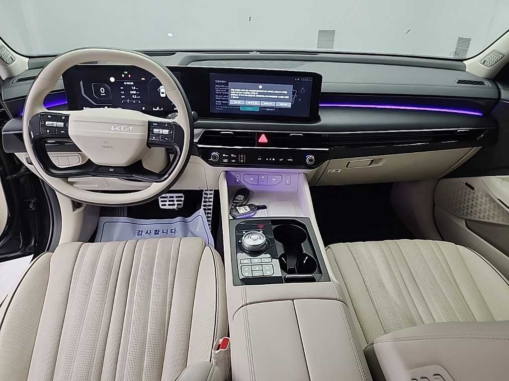 KIA K8 - Vista 7