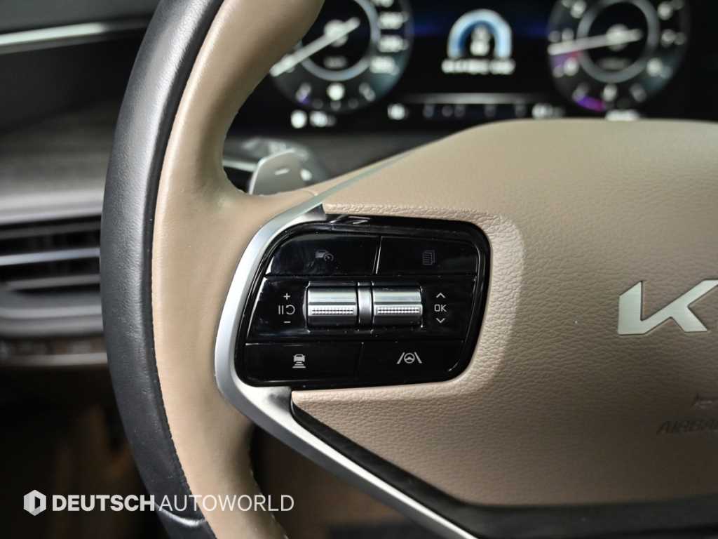 KIA K8 - Vista 7