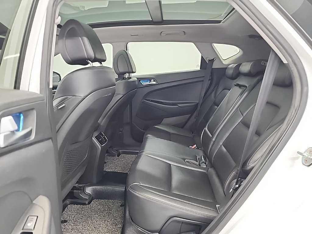 HYUNDAI Tucson - Vista 12