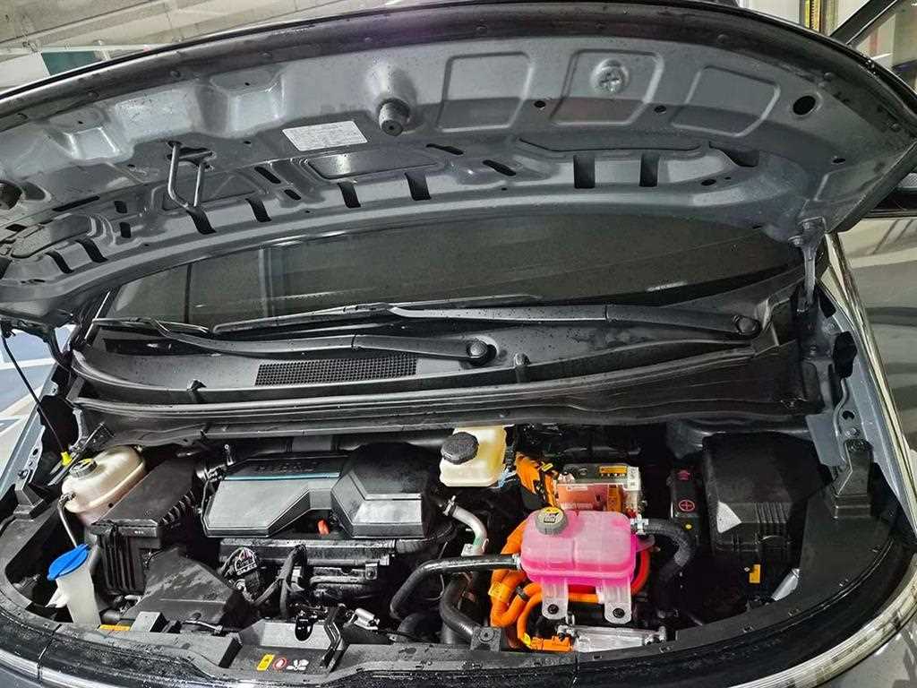 HYUNDAI Staria 2025 Gris - Importación desde Corea - HF Imports Iquique - Foto 19