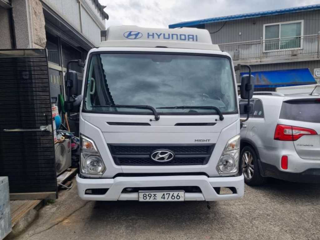 medium and large cargo truck - Vista 2