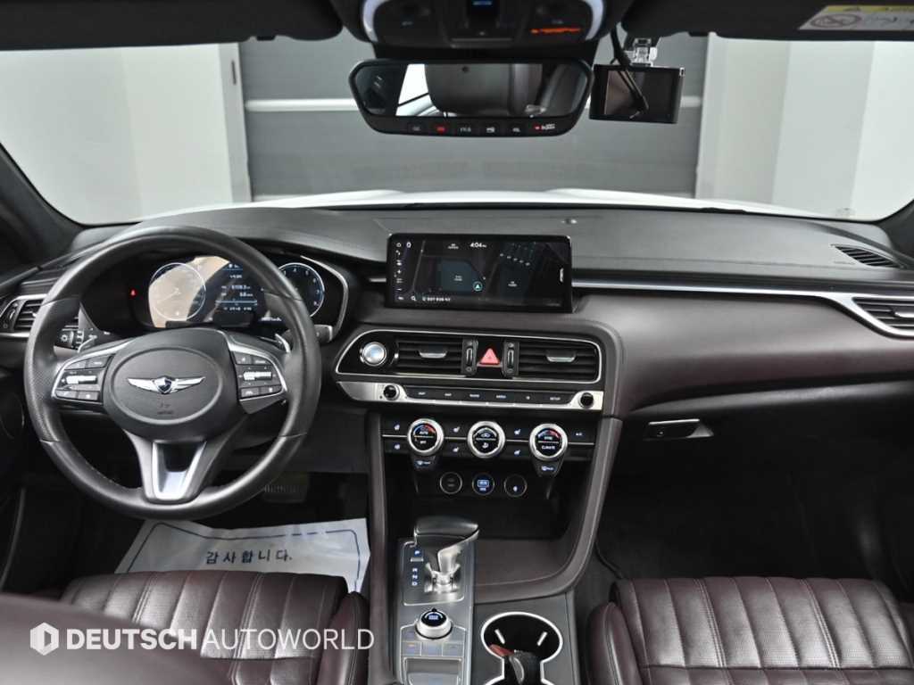 Genesis G70 - Vista 7