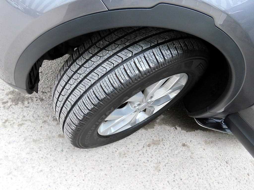 Land Rover Discovery 2018 Gris - Importación desde Corea - HF Imports Iquique - Foto 20