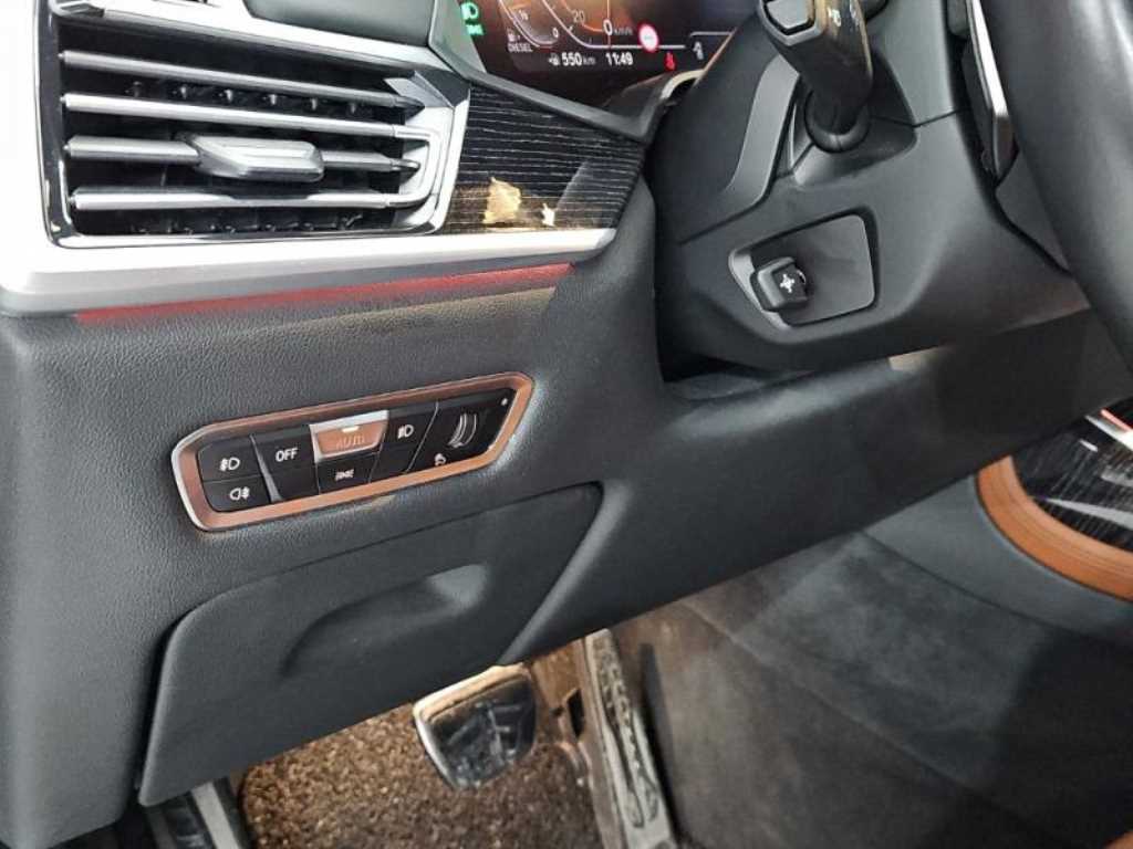 BMW X7 2021 Negro - Importación desde Corea - HF Imports Iquique - Foto 14