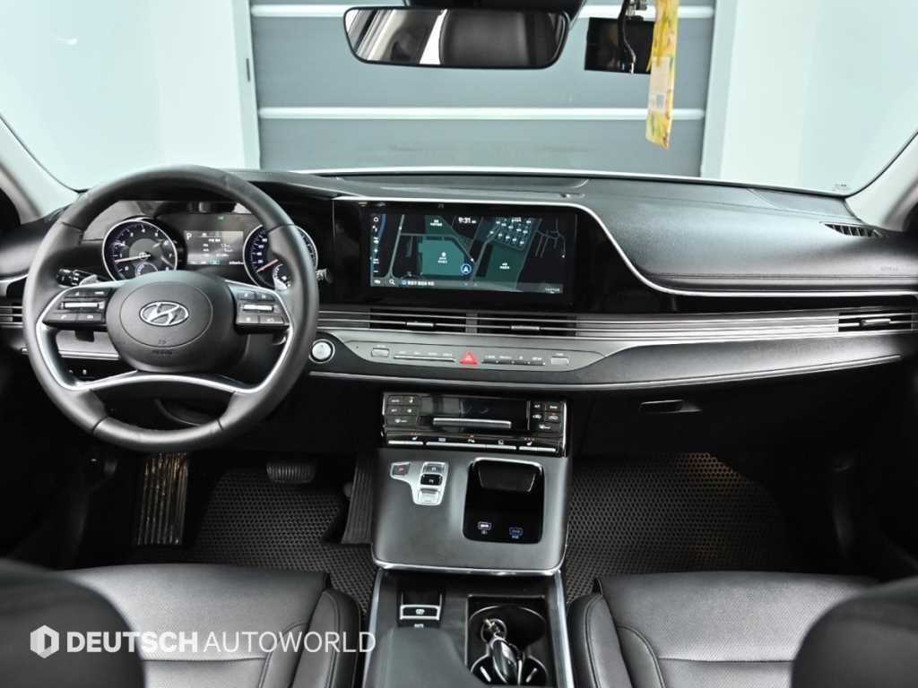 HYUNDAI Grandeur - Vista 7