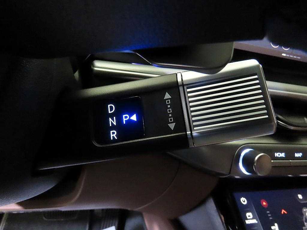 HYUNDAI Grandeur - Vista 12