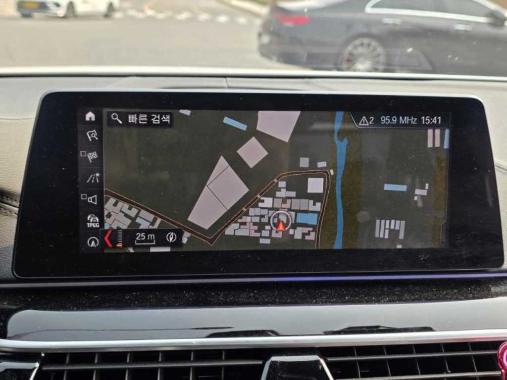 BMW 5 Series - Vista 11