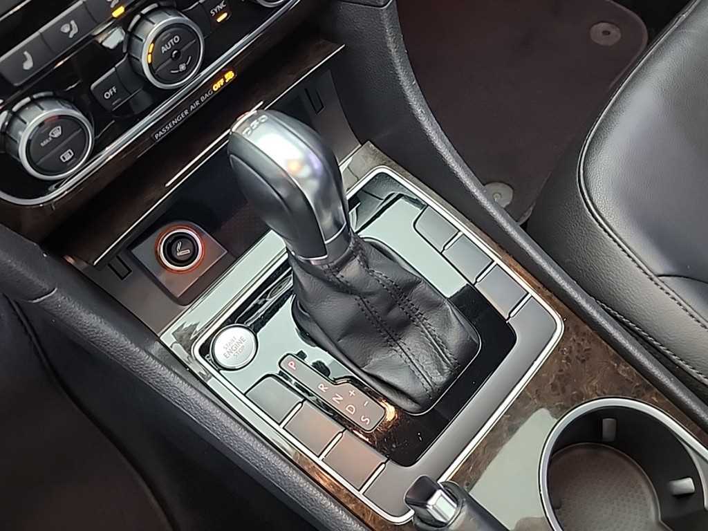 Volkswagen Passat - Vista 8