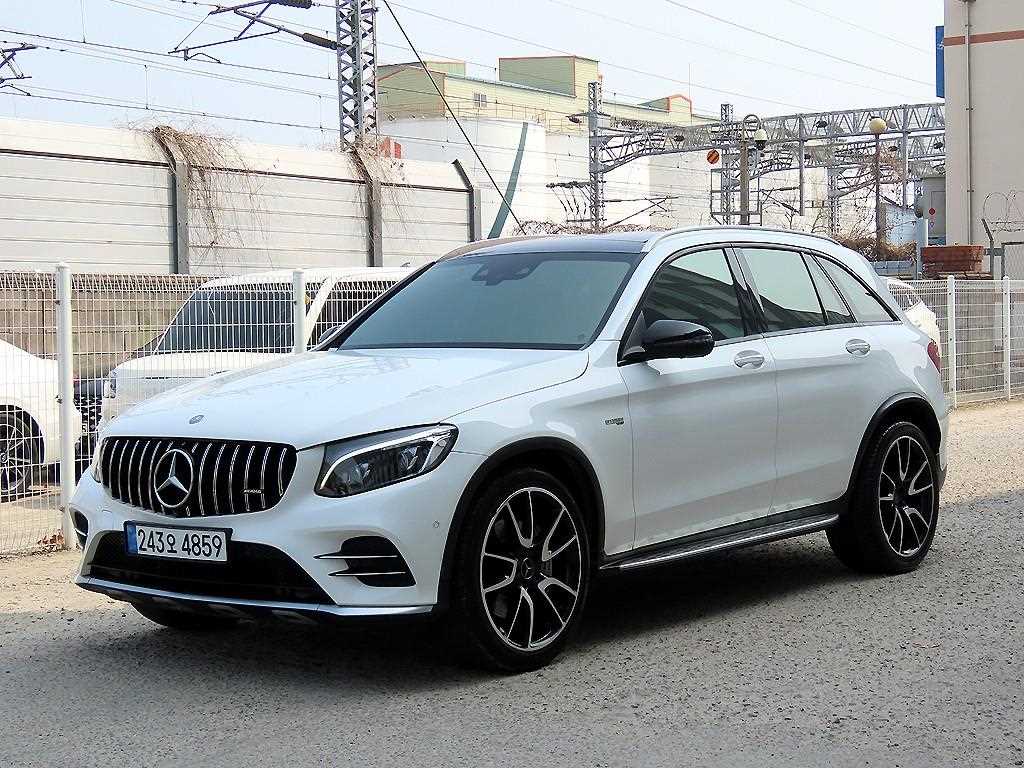 Mercedes Benz GLC Class - Vista 2