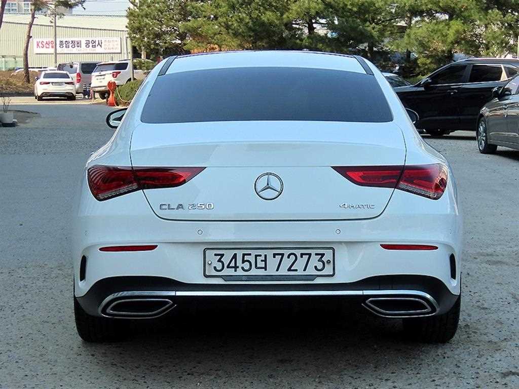 Mercedes Benz CLA Class - Vista 5