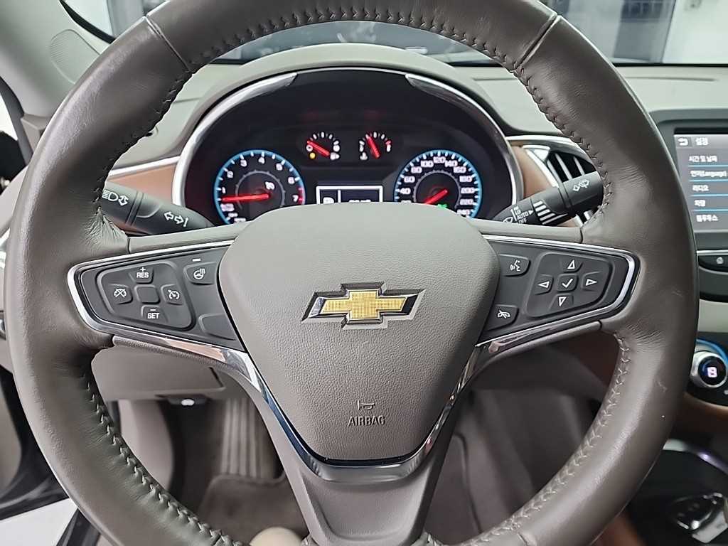 Chevrolet Malibu - Vista 9