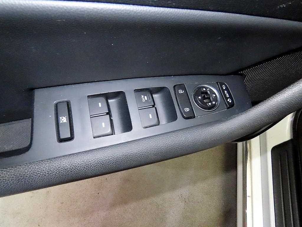 HYUNDAI Sonata 2016 Blanco - Importación desde Corea - HF Imports Iquique - Foto 13