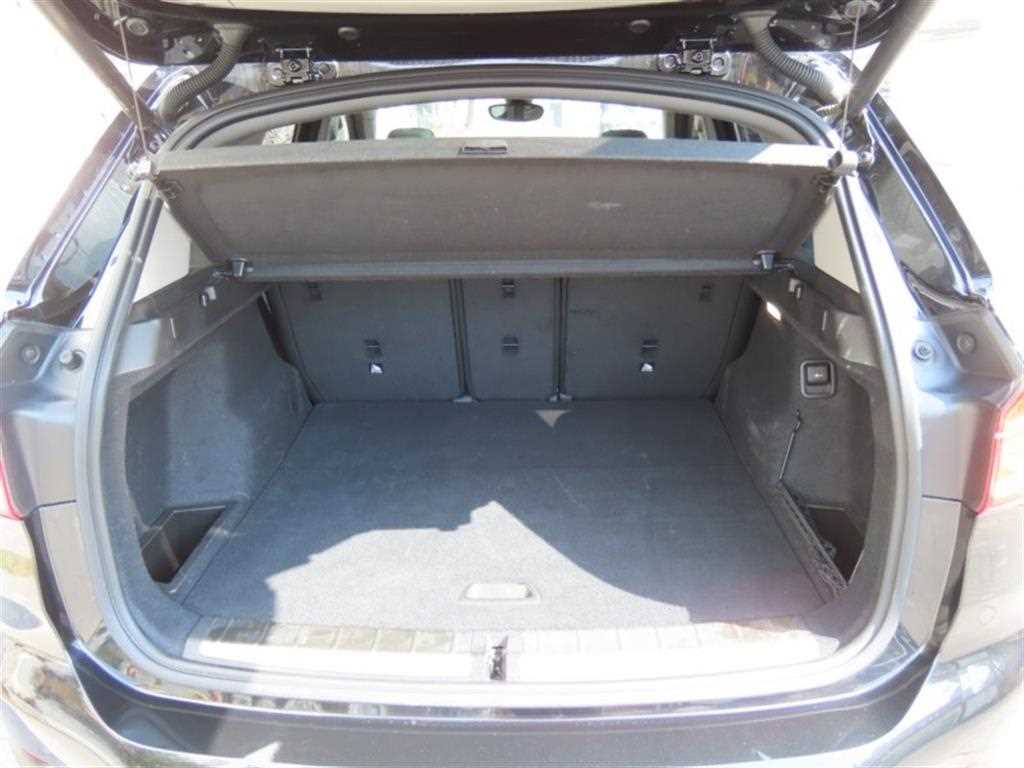 BMW X1 2022 Negro - Importación desde Corea - HF Imports Iquique - Foto 18