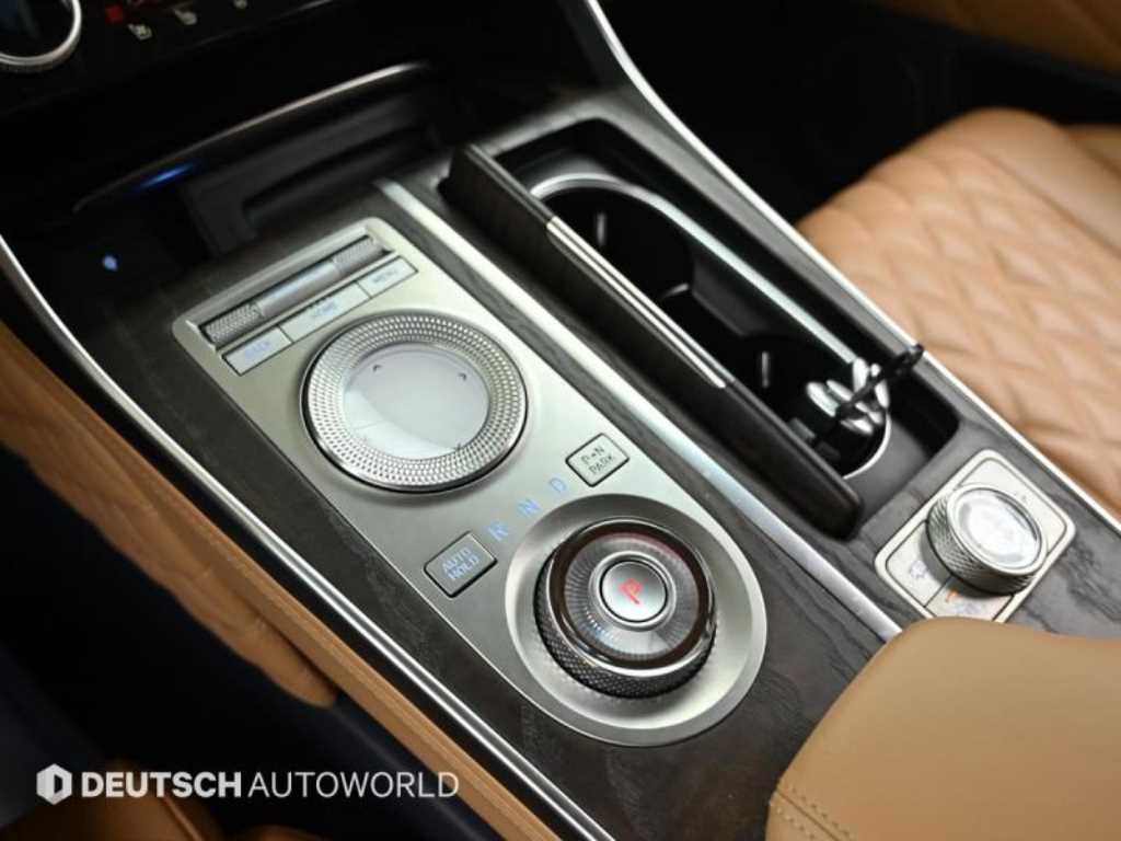 Genesis GV80 - Vista 9