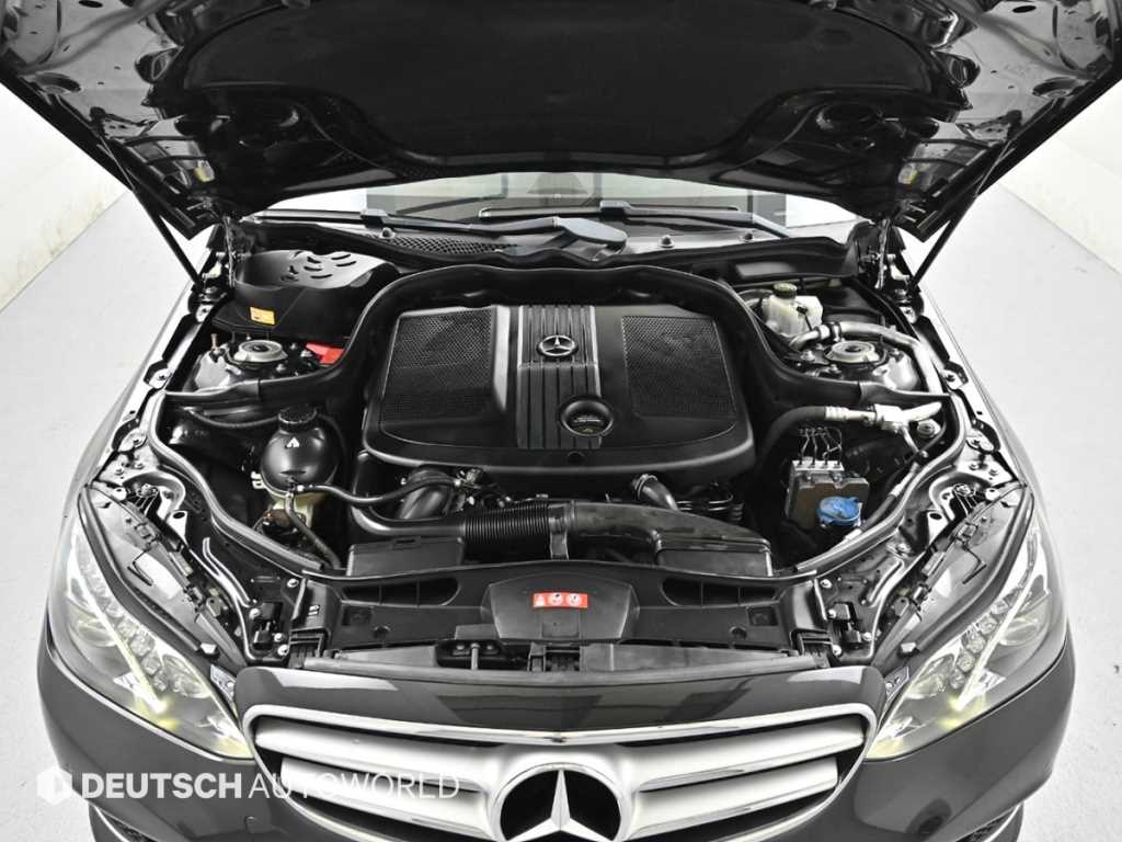 Mercedes Benz E class - Vista 6