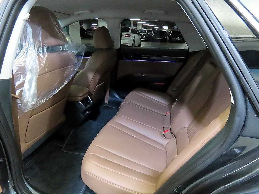 HYUNDAI Grandeur - Vista 7