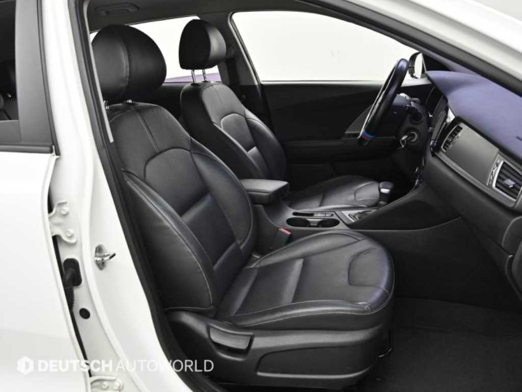 KIA Niro - Vista 10