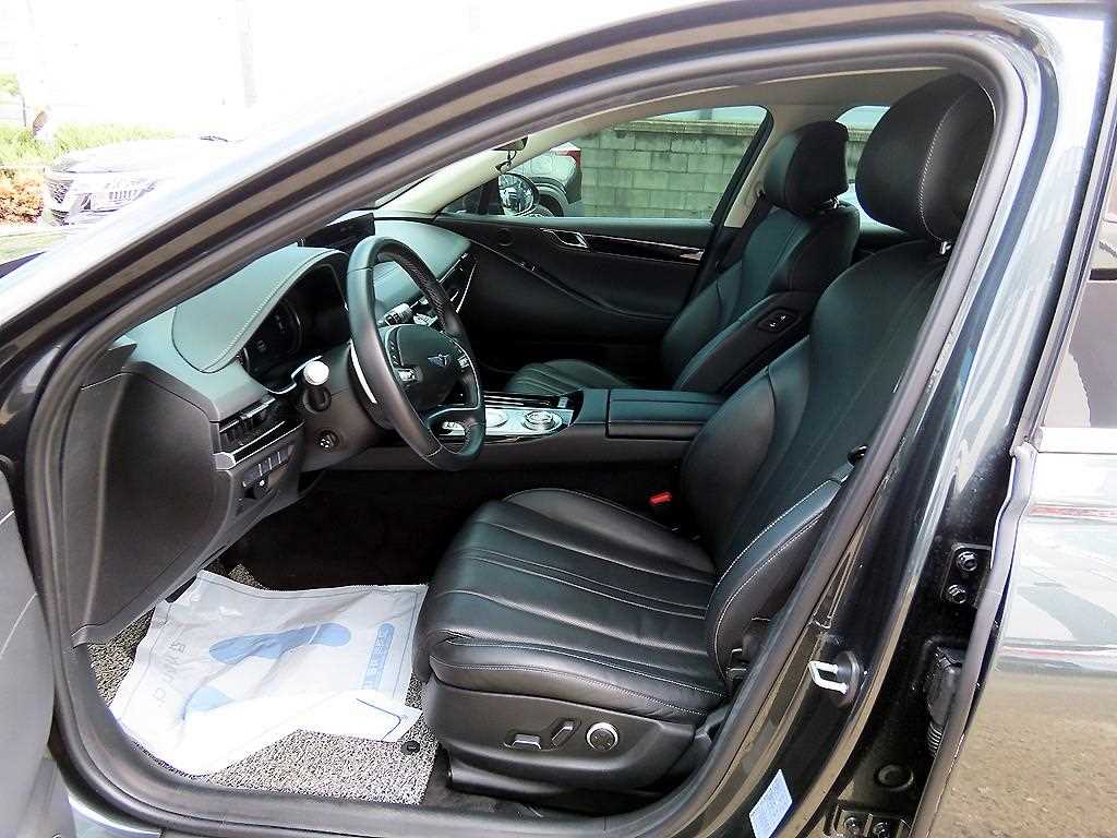 Genesis G80 - Vista 5