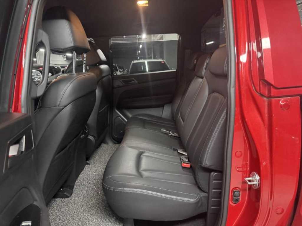 Ssangyong Rexton - Vista 9