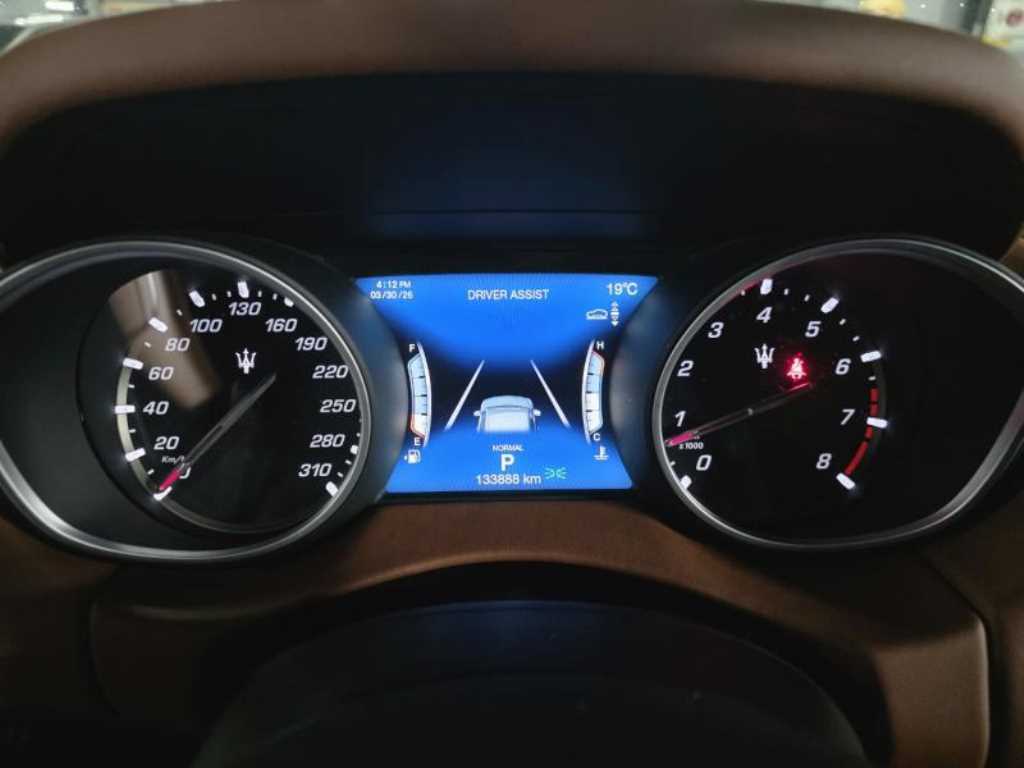 Maserati Levante - Vista 9