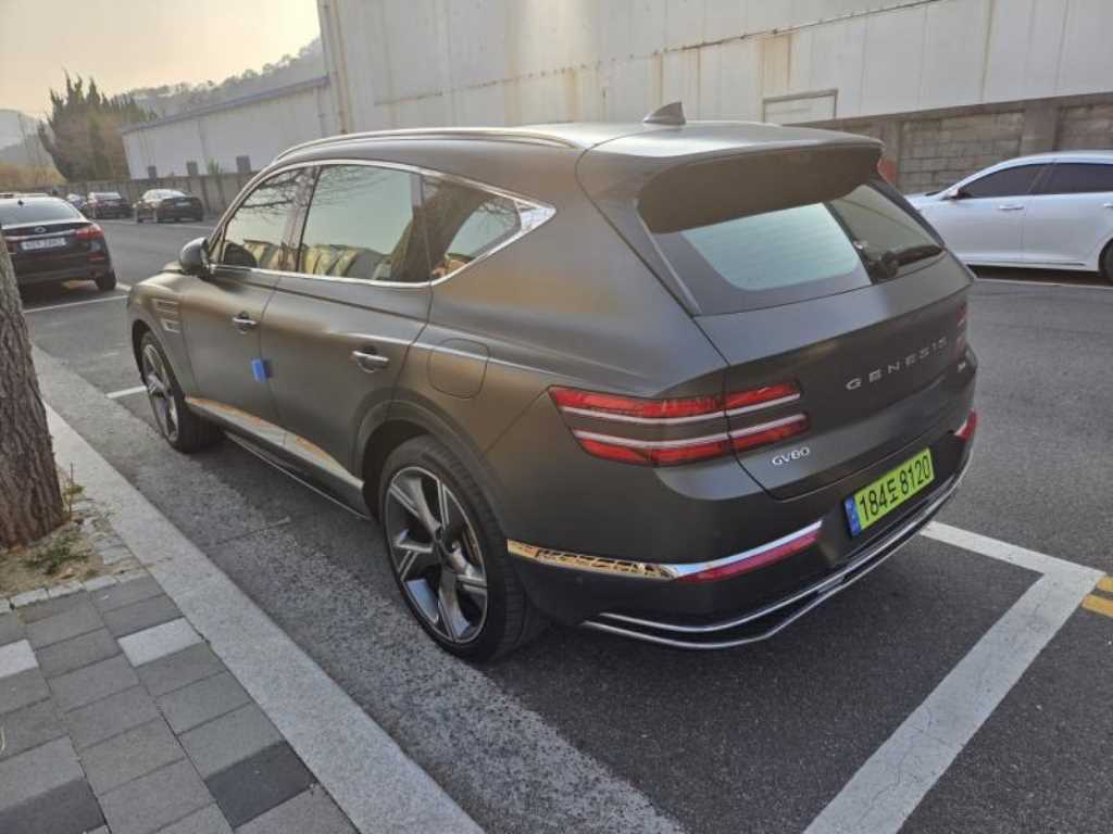 Genesis GV80 - Vista 4
