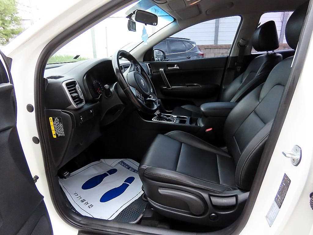 KIA Sportage - Vista 5