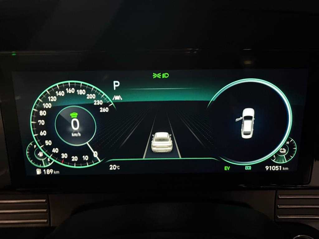 HYUNDAI Grandeur - Vista 9