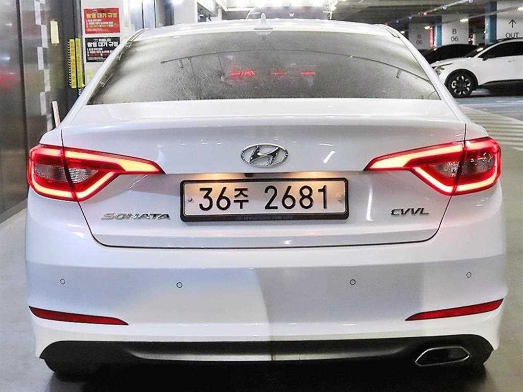 HYUNDAI Sonata - Vista 5