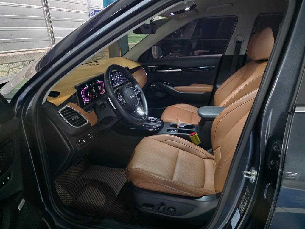 KIA Seltos - Vista 8