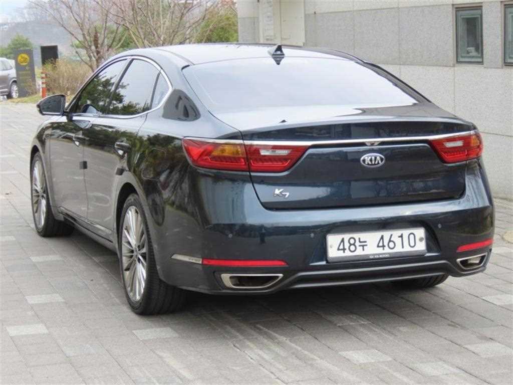 KIA K7 - Vista 4