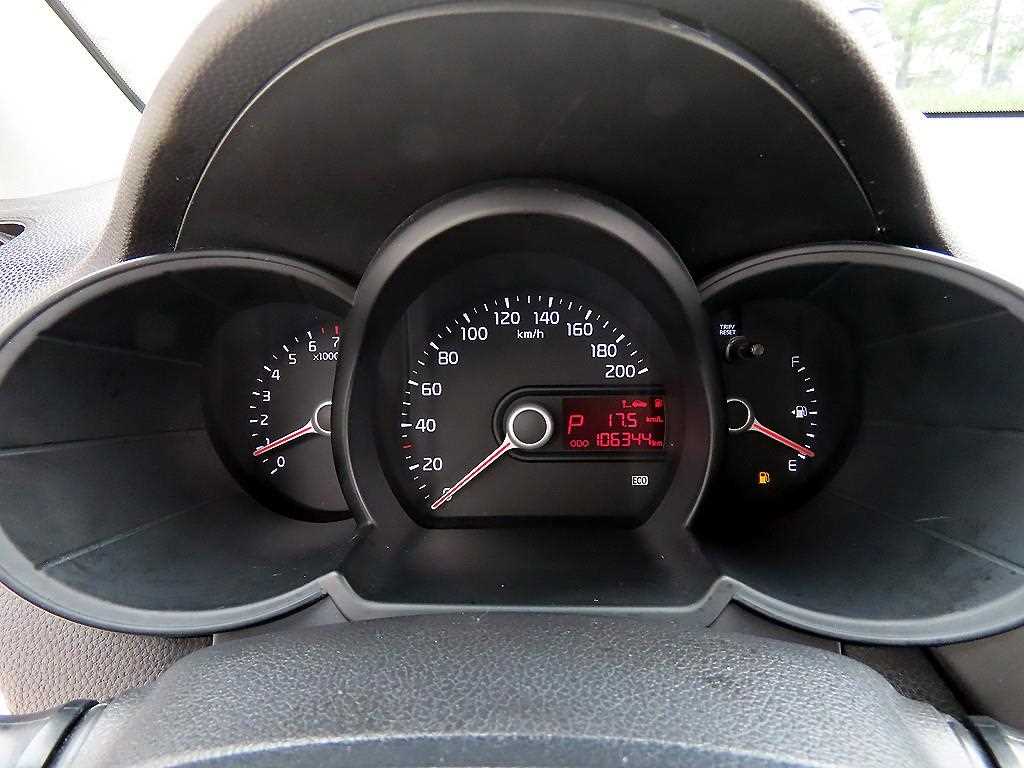 KIA Morning - Vista 9