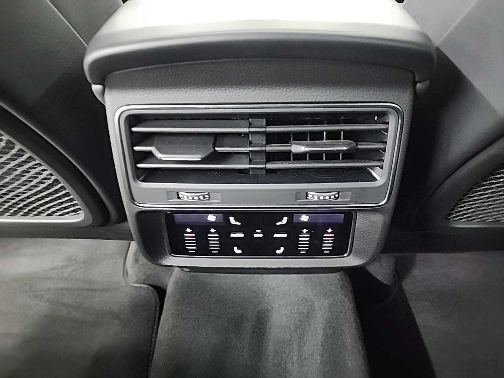 Audi Q7 2026 Negro - Importación desde Corea - HF Imports Iquique - Foto 13