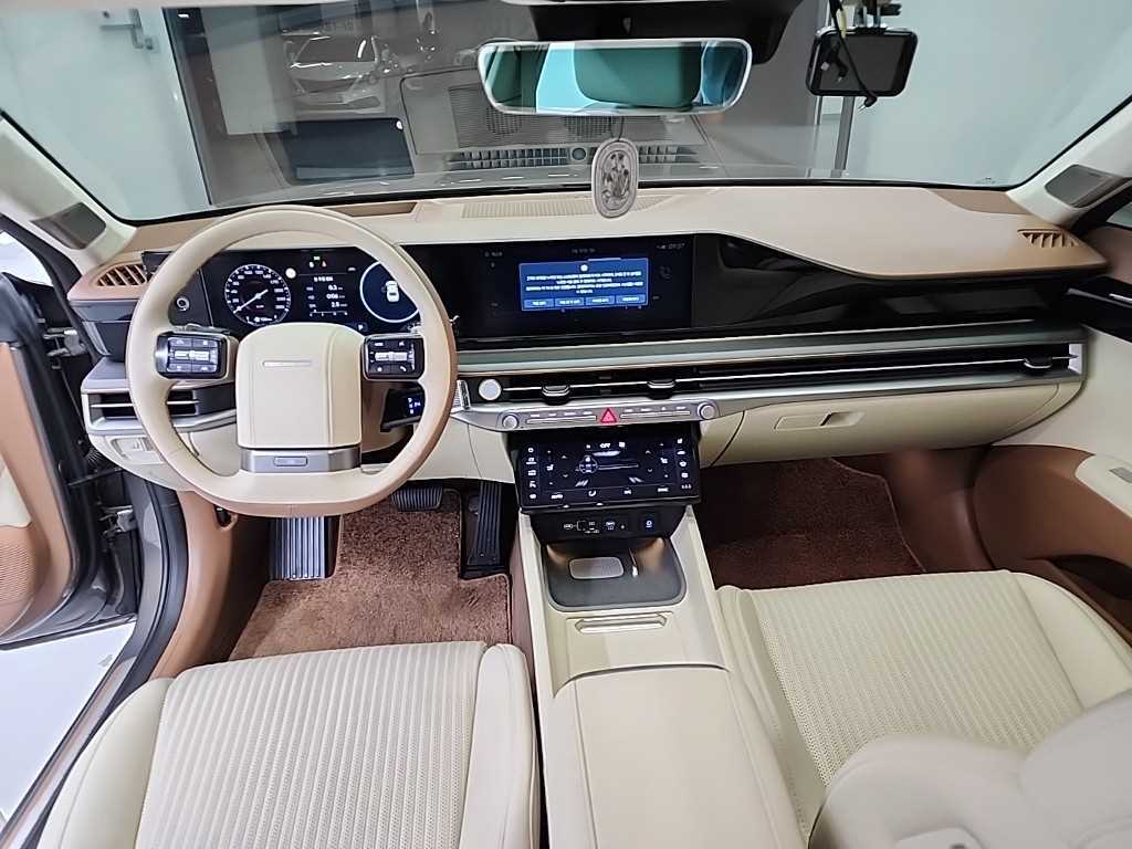 HYUNDAI Grandeur - Vista 7