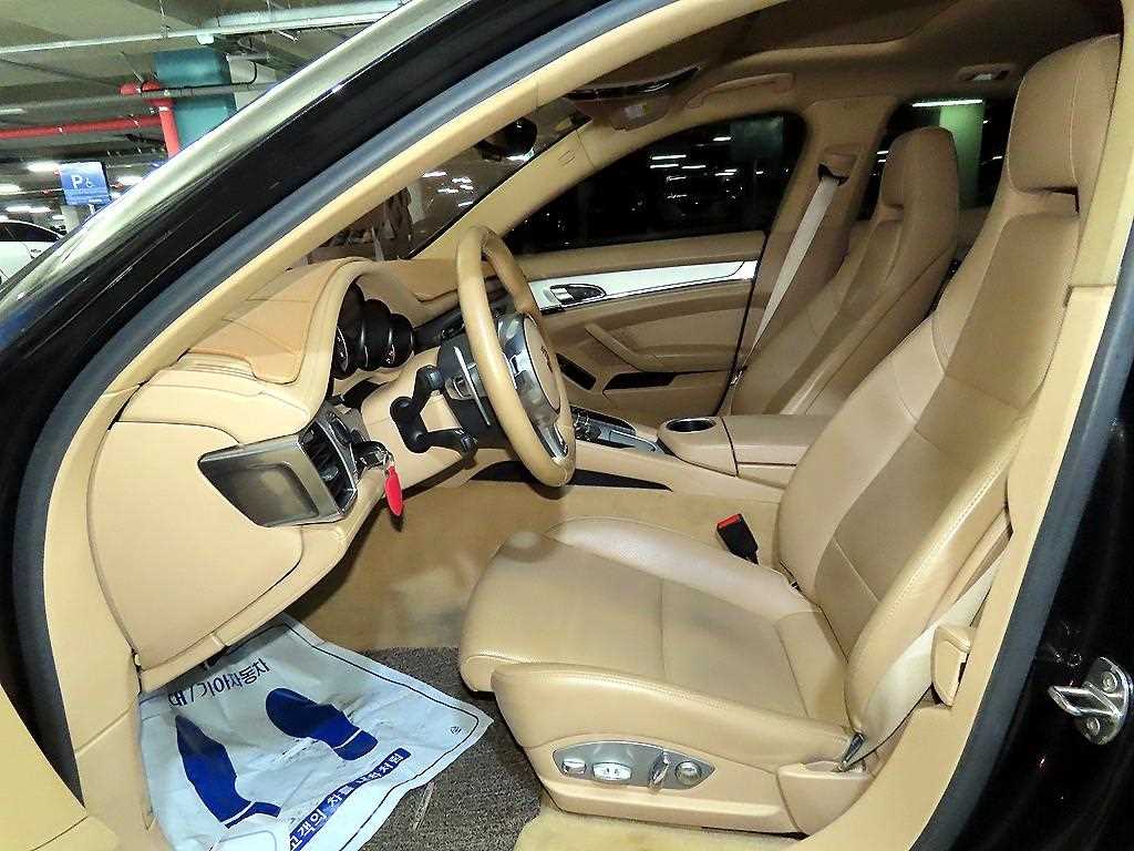 Porsche Panamera - Vista 6