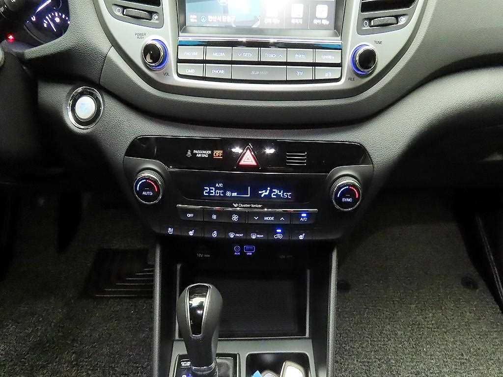 HYUNDAI Tucson 2018 Gris - Importación desde Corea - HF Imports Iquique - Foto 16