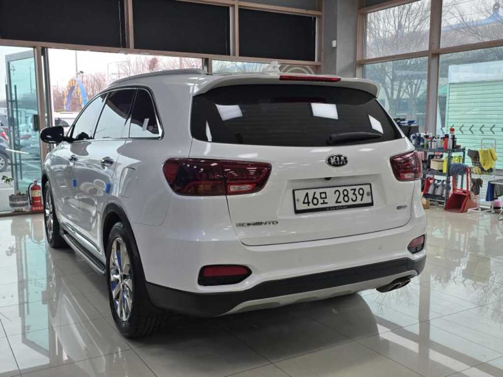 KIA Sorento - Vista 4