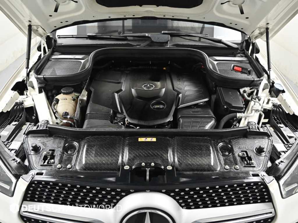 Mercedes Benz GLE Class - Vista 6