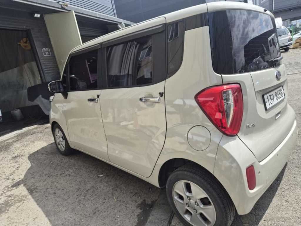 KIA Ray - Vista 4