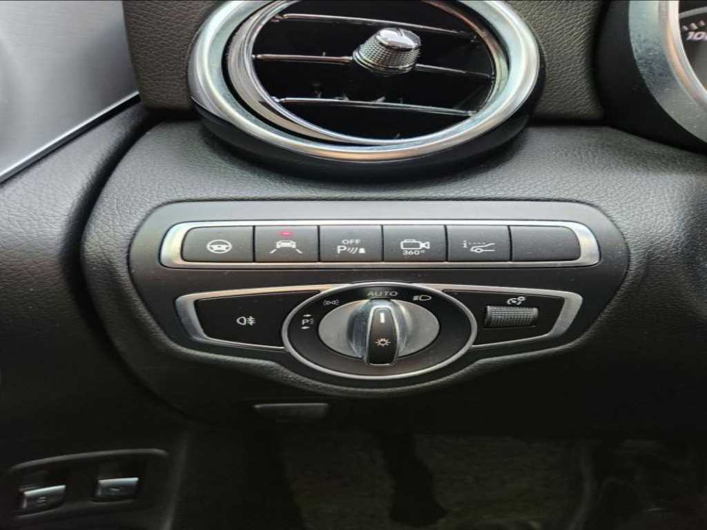 Mercedes Benz GLC Class - Vista 10