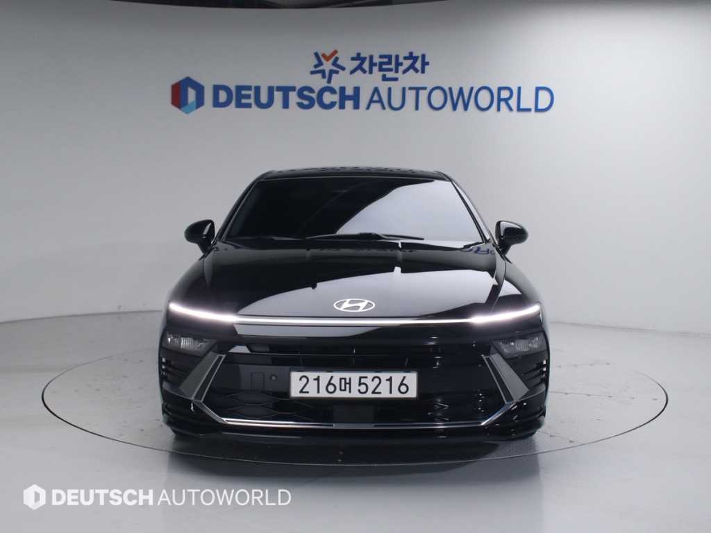 HYUNDAI Sonata - Vista 3