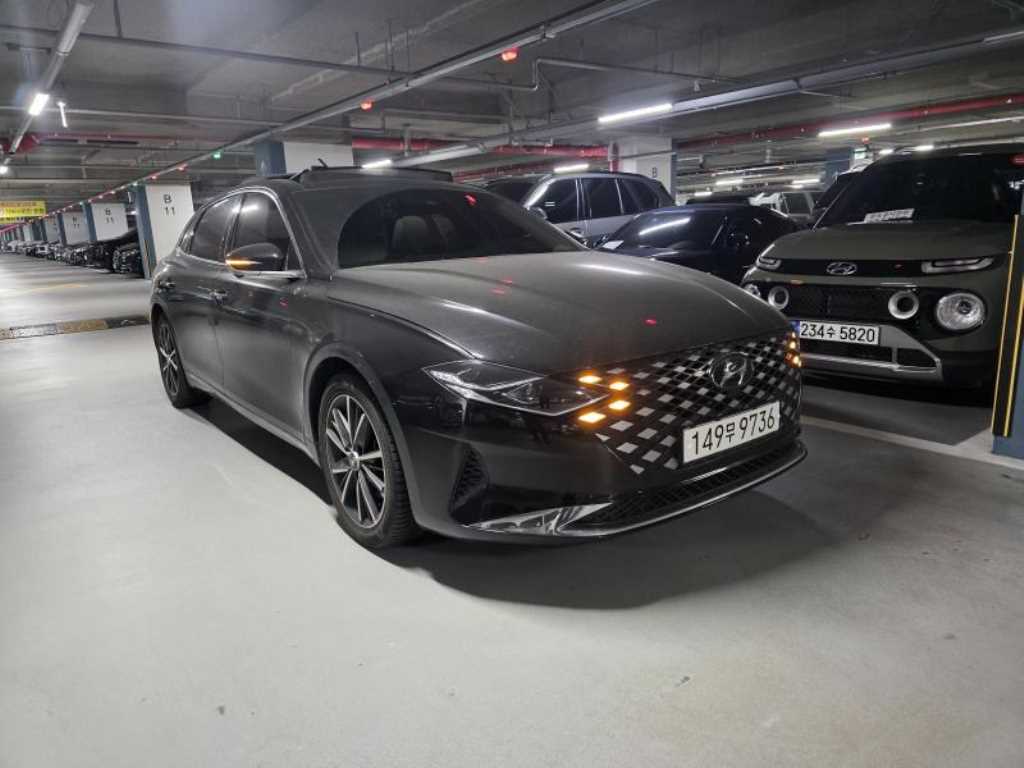 HYUNDAI Grandeur - Vista 2