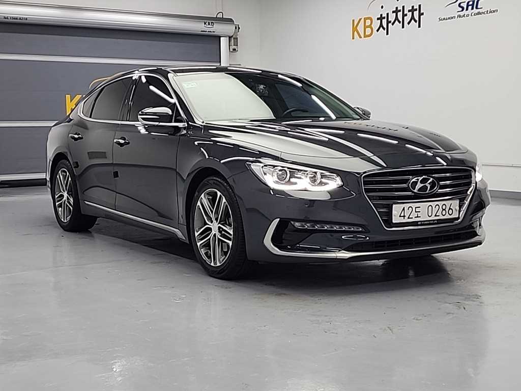 HYUNDAI Grandeur - Vista 3