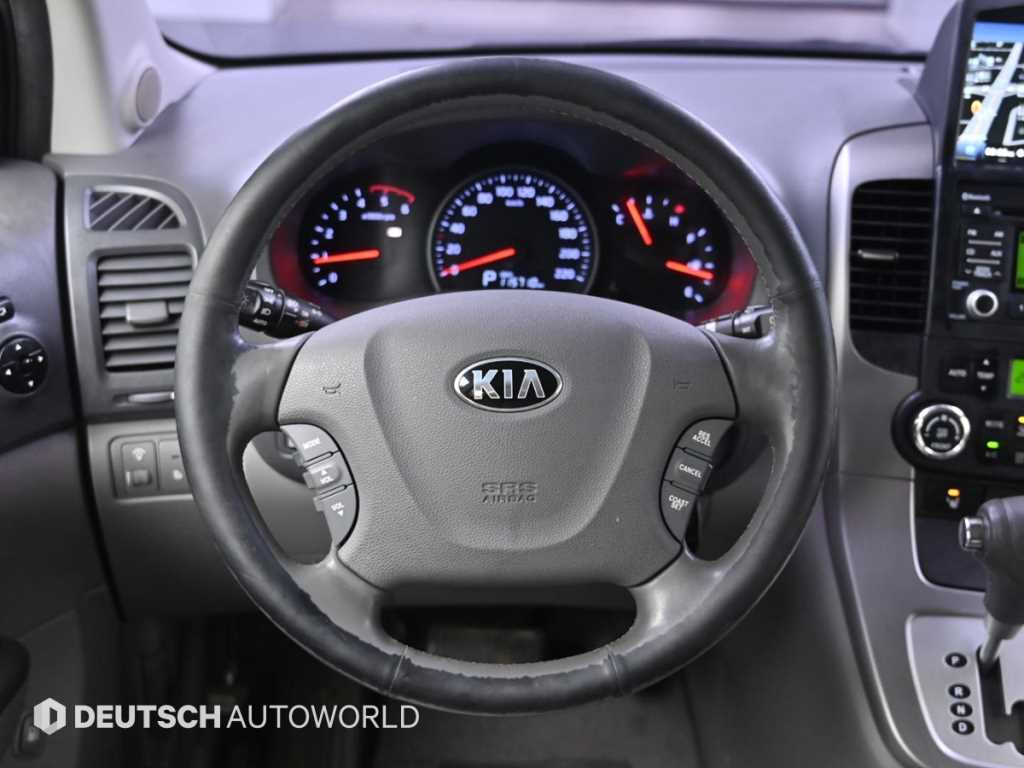 KIA Carnival 2013 Plateado - Importación desde Corea - HF Imports Iquique - Foto 13